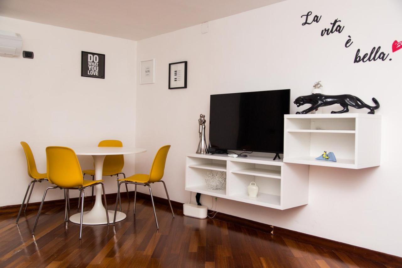 Cuore Di Spaccanapoli Apartment Luaran gambar